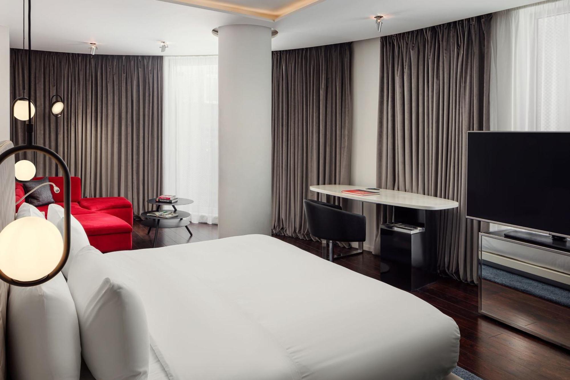 W London Hotel Luaran gambar